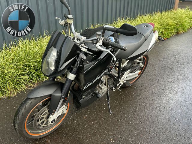 ktm - 990-super-duke