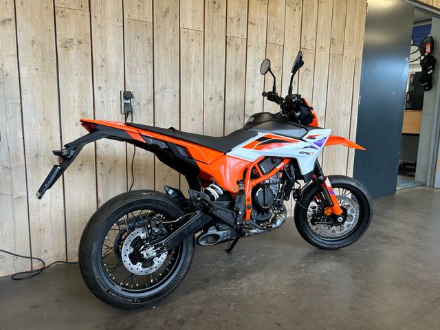 ktm - 390-smc-r