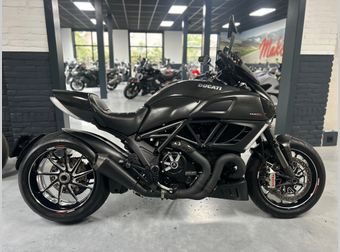 Ducati Diavel Carbon 2012 occasion