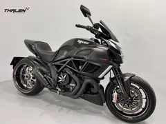 Ducati Diavel Carbon 2012 occasion – foto 2 van 15