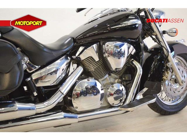 honda - vtx-1300