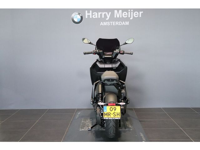 bmw - ce-04