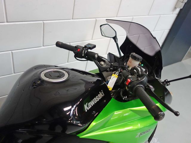 kawasaki - z-1000-sx-abs