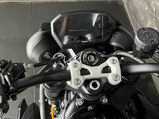 triumph - street-triple-765-rs