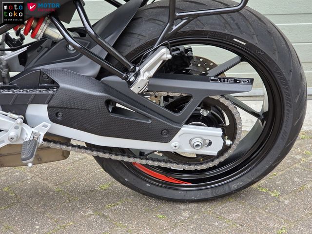 aprilia - tuono-457