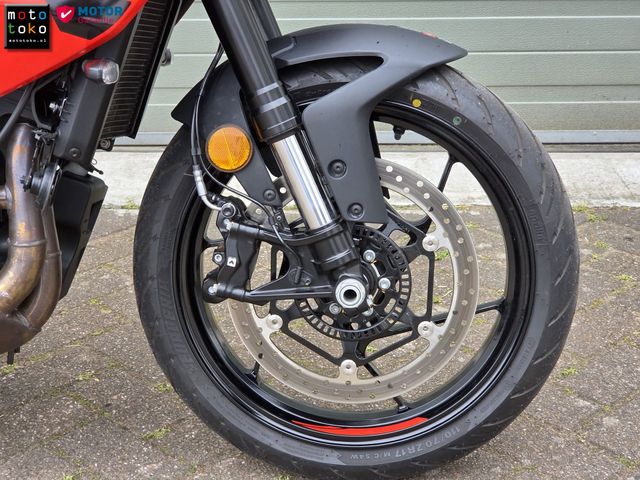 aprilia - tuono-457