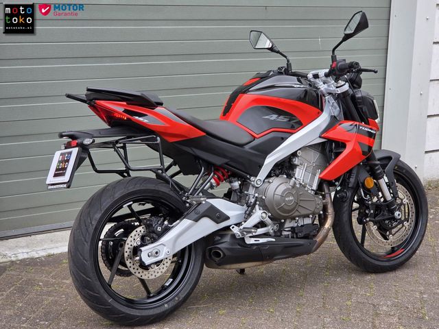 aprilia - tuono-457