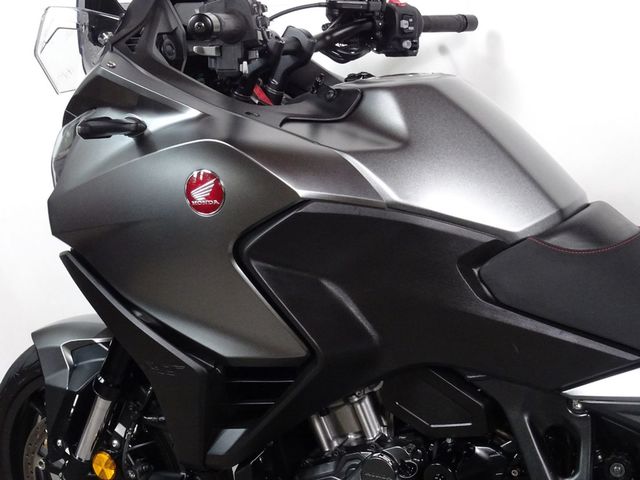 honda - nt-1100-dct