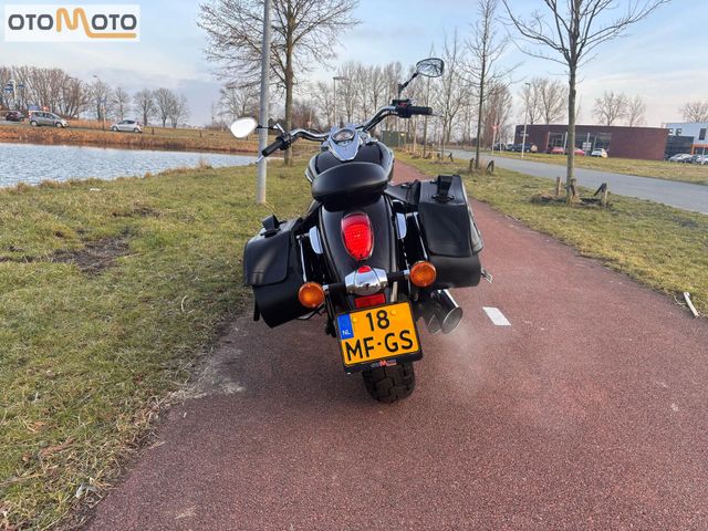 kawasaki - vn-900-classic