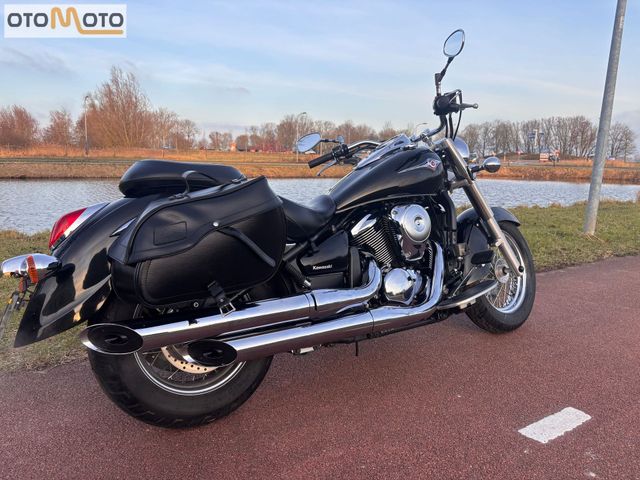 kawasaki - vn-900-classic