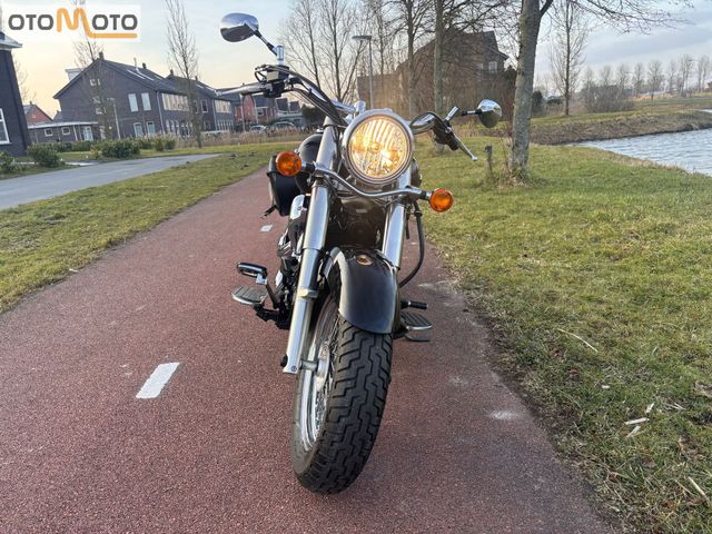 kawasaki - vn-900-classic