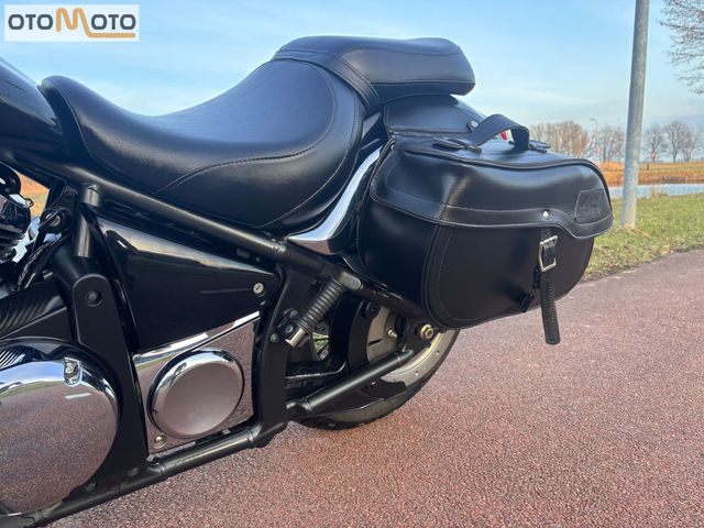 kawasaki - vn-900-classic