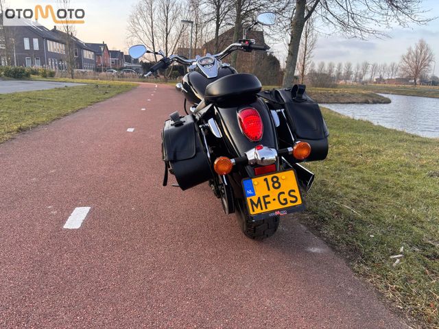 kawasaki - vn-900-classic