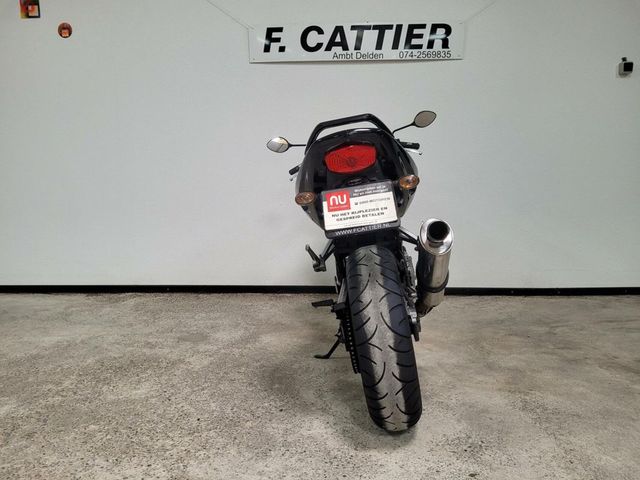 hyosung - gt-650i-naked