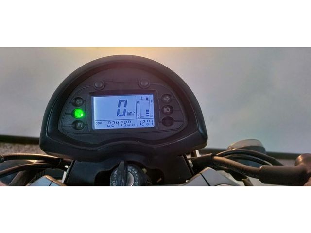 hyosung - gt-650i-naked