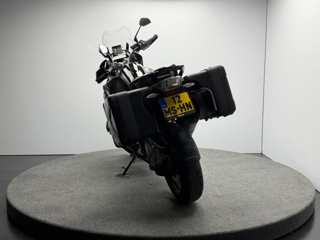 bmw - r-1250-gs-triple-black
