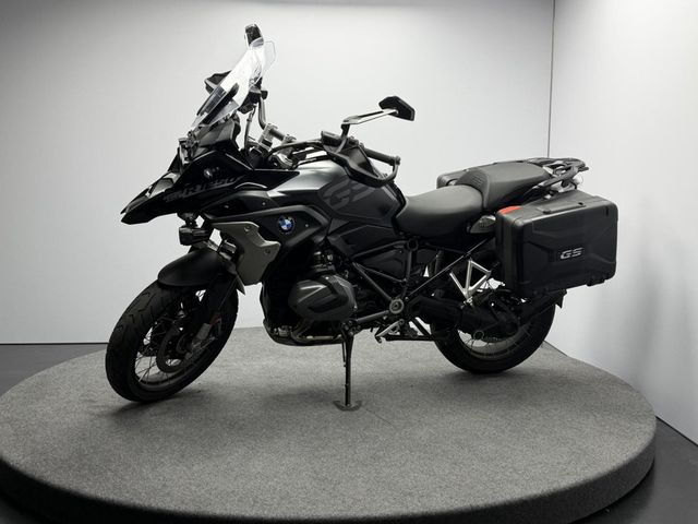 bmw - r-1250-gs-triple-black
