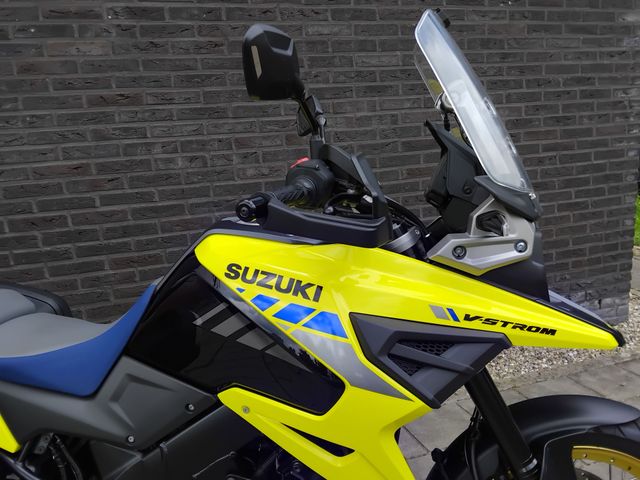 suzuki - v-strom-1050-xta