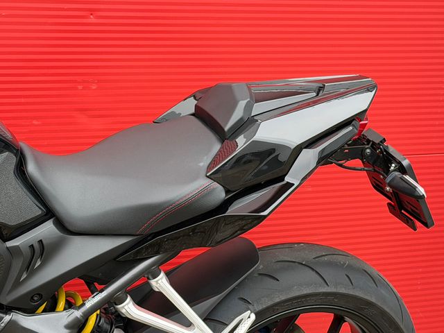 honda - cbr-650-r