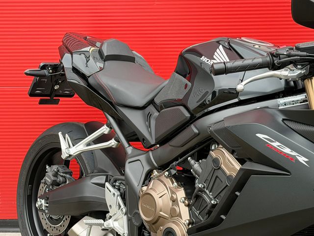 honda - cbr-650-r