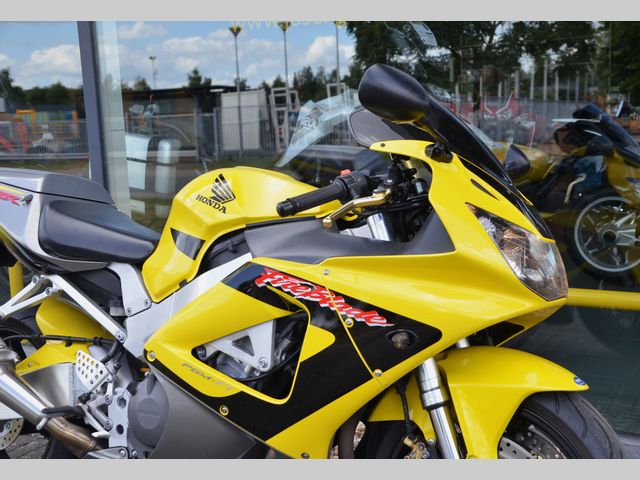 honda - cbr-900-rr-fireblade