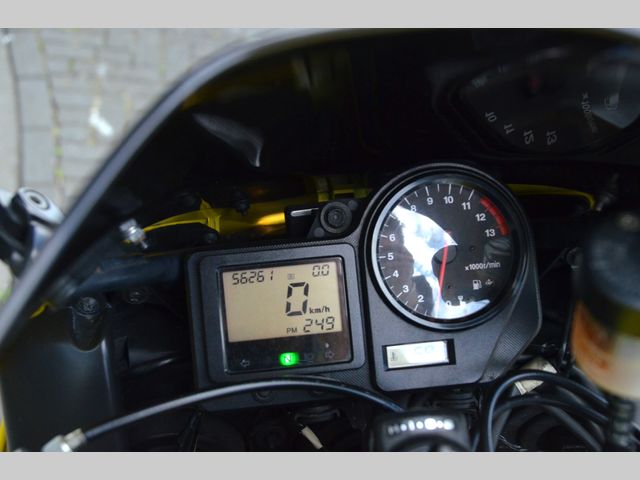 honda - cbr-900-rr-fireblade