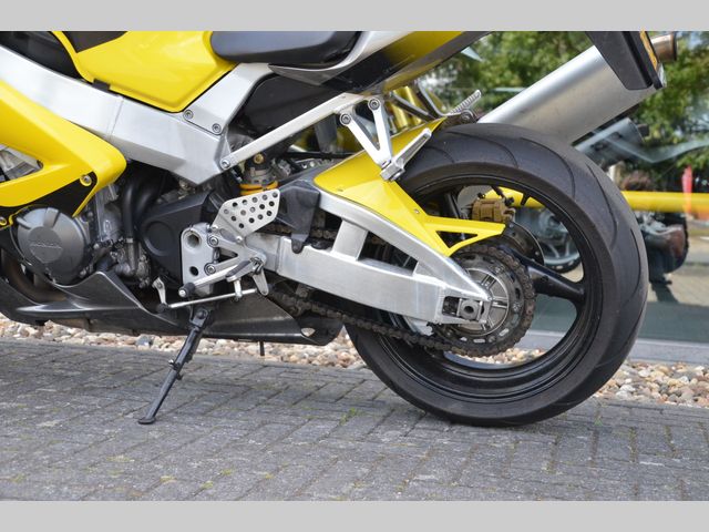 honda - cbr-900-rr-fireblade