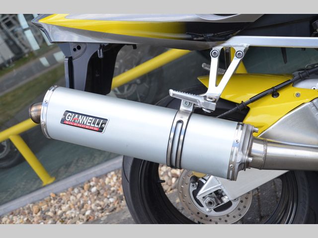 honda - cbr-900-rr-fireblade