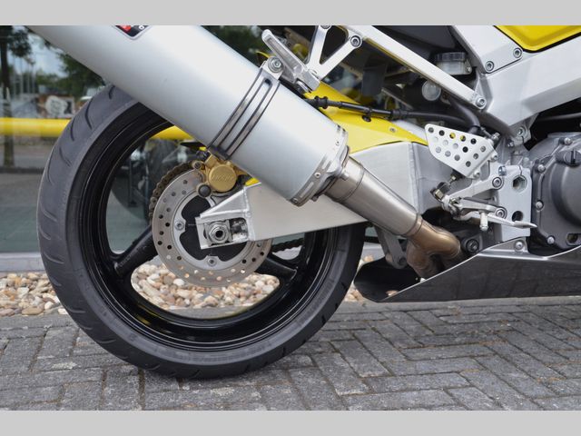 honda - cbr-900-rr-fireblade