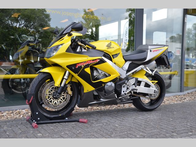 honda - cbr-900-rr-fireblade