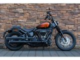 HARLEY-DAVIDSON SOFTAIL STREET BOB