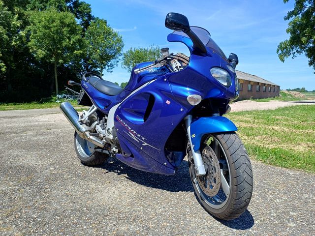 triumph - sprint-st-955