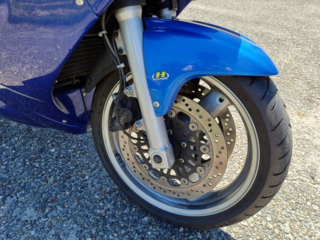 triumph - sprint-st-955