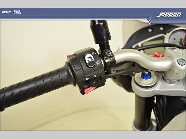 triumph - street-triple-r-abs