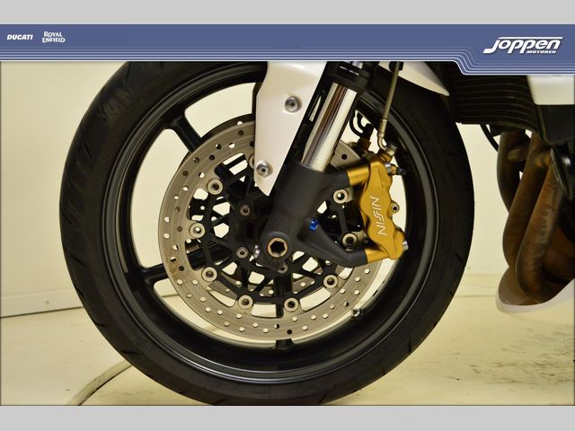 triumph - street-triple-r-abs