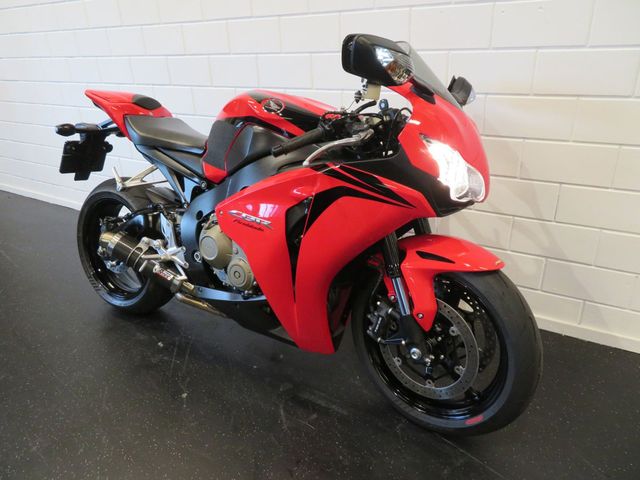 honda - cbr-1000-rr-fireblade