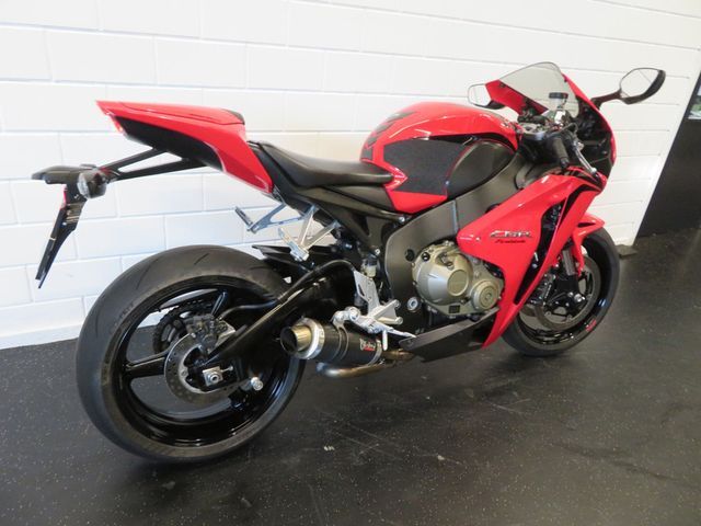 honda - cbr-1000-rr-fireblade