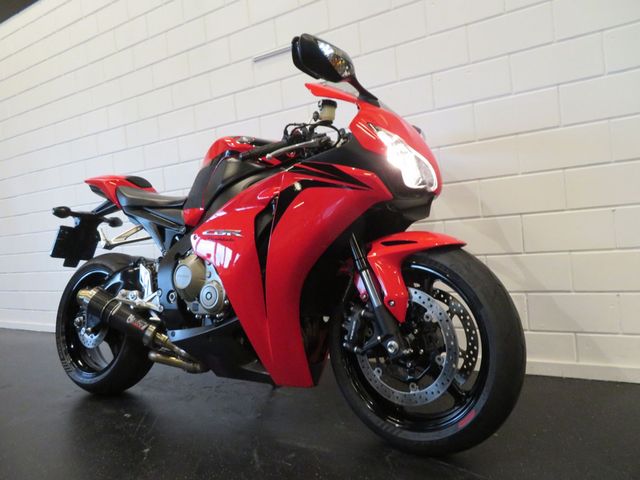 honda - cbr-1000-rr-fireblade