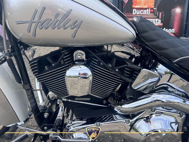 harley-davidson - deluxe--heritage-special-flstni