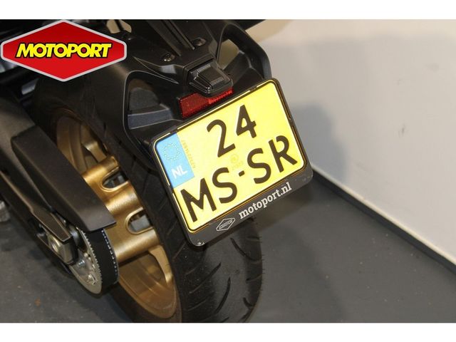 yamaha - tmax-tech-max-560