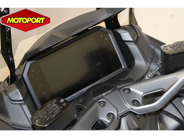 yamaha - tmax-tech-max-560