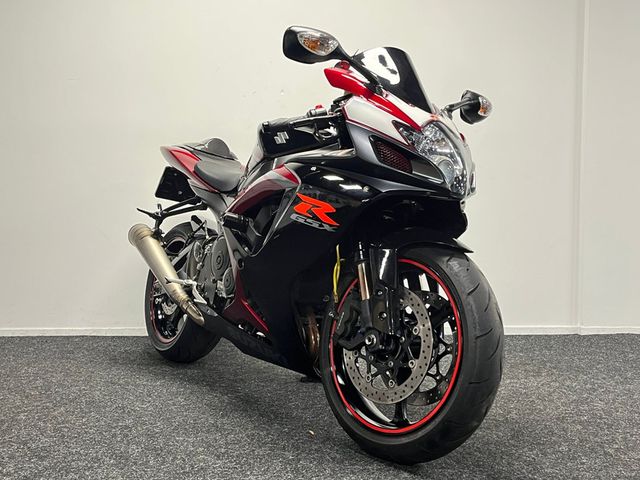 suzuki - gsx-r-750