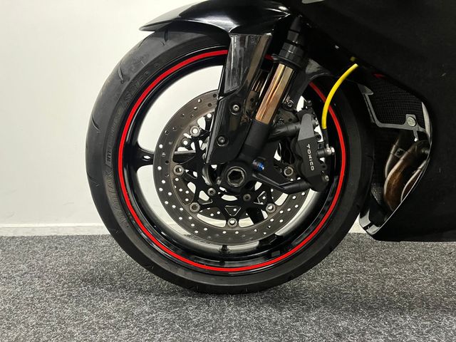 suzuki - gsx-r-750