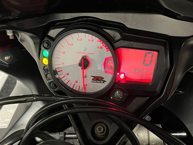 suzuki - gsx-r-750
