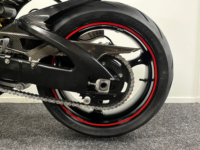 suzuki - gsx-r-750