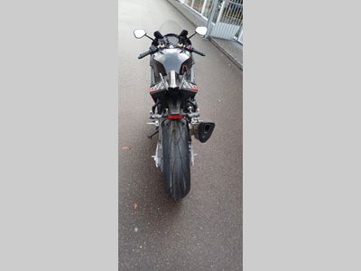 APRILIA RSV 4 1100 FACTORY – foto 4