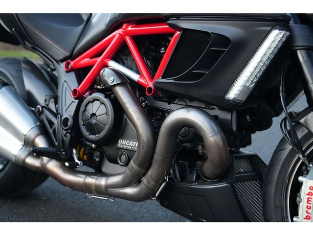 ducati - diavel