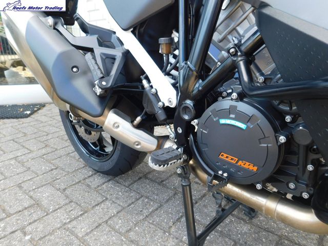 ktm - 1290-super-adventure-s