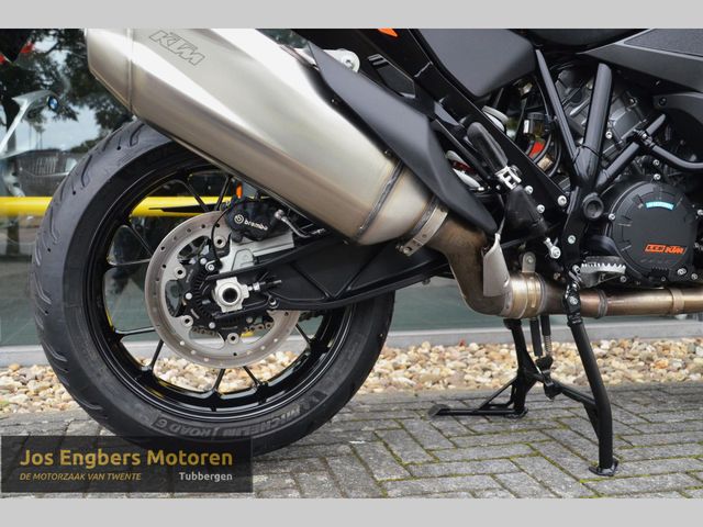 ktm - 1290-super-adventure-s