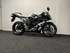 Honda ⭐️⭐️CBR 600 RR⭐️⭐️ 2011 occasion – foto 3 van 24